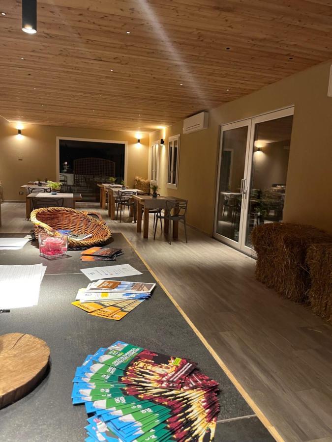 Agriturismo Terre Di Ginepro Borghetto di Vara Eksteriør billede